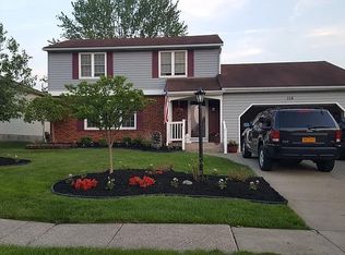 114 Hemlock Dr, Buffalo, NY 14224
