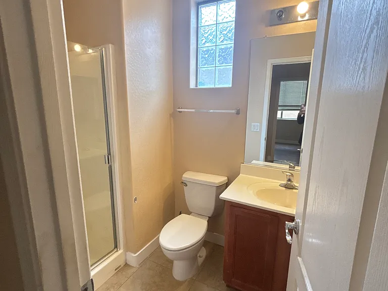 Downstair full bathroom