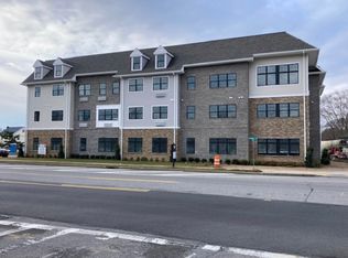 116 Waverly Ave #10, Patchogue, NY 11772