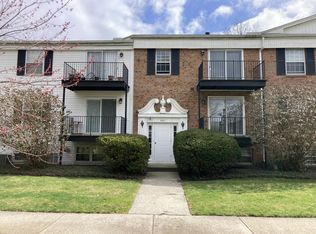 5357 Portland St APT 202, Columbus, OH 43235