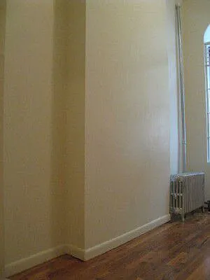 Rented by Tower Brokerage | media 37