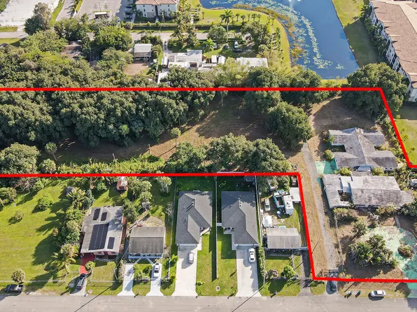 4838 Badger Avenue, West Palm Beach, FL 33417