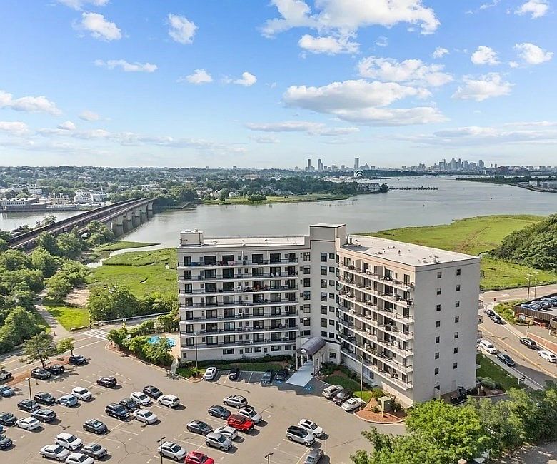 1st image of 133 Commander Shea Blvd APT 817