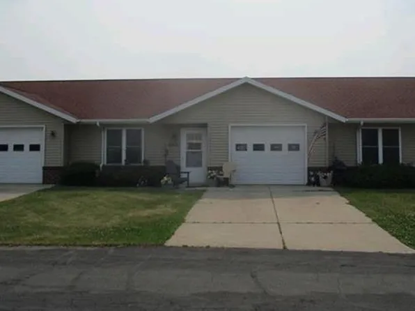 565 Lemon Arbor Drive, Evansville, WI 53536