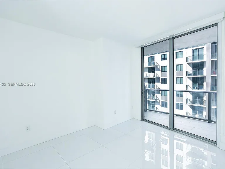 1010 SW 2nd Ave #606 — Photo 12