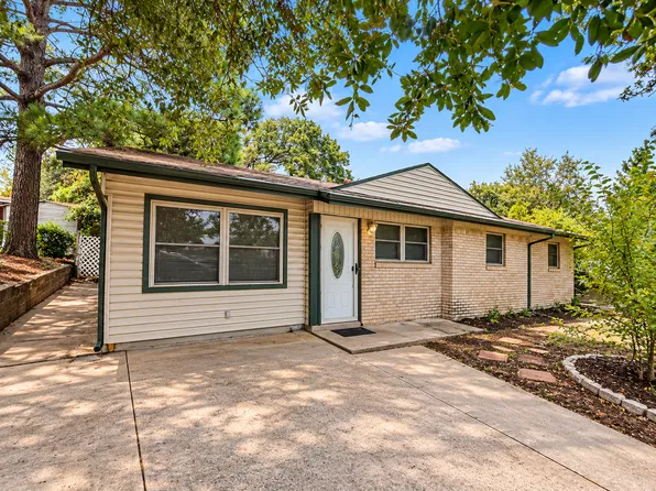 1903 W Sanford St, Arlington, TX 76012