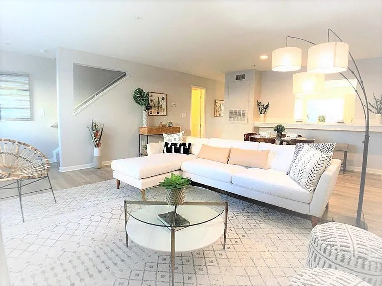 Villas at Greenview West — Photo 14
