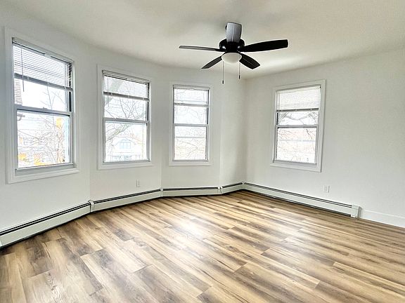 4th image of 123 Clinton Ave Floor 2