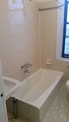 Rented by Max & Associates Realty Corp