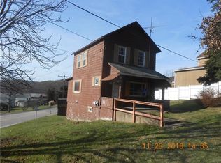 520 Main St, Ernest, PA 15739