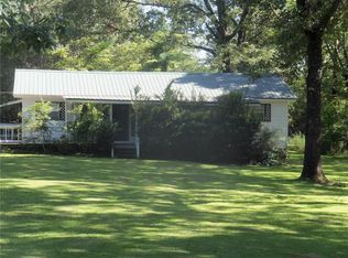 1625 Stagecoach Dr, Chunchula, AL 36521
