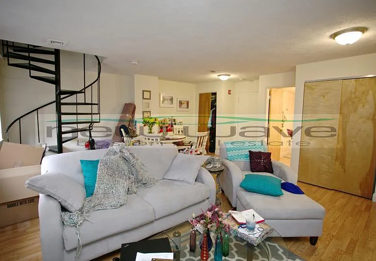 1102 Boylston St #1 — Photo 3