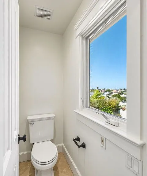 1633 Voorhees Ave — Photo 50