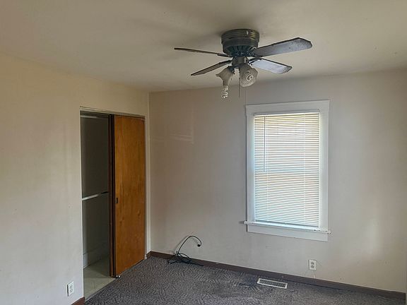 4th image of 2509 W Marquette St