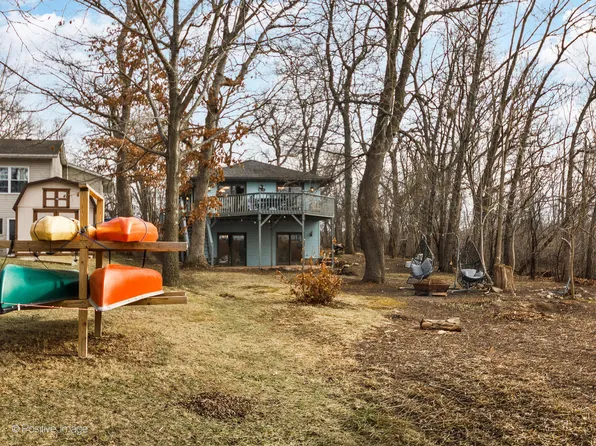 22566 W Lillian Pl, Antioch, IL 60002