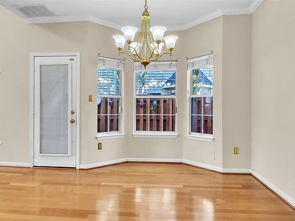 4th image of 2231 White House Cv