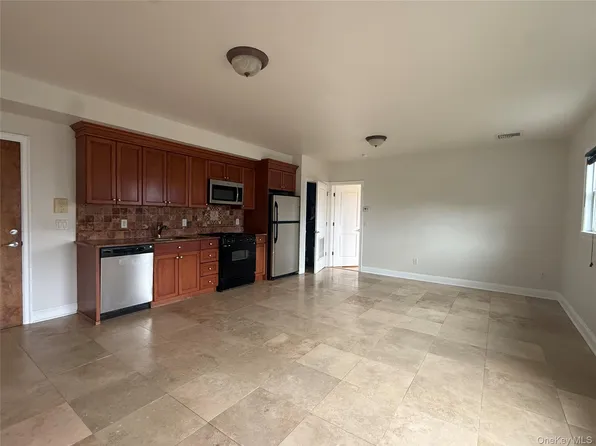 45-47 Spring St #3D, Ossining, NY 10562