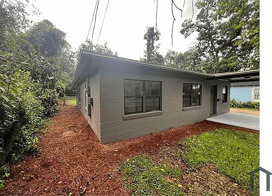 4th image of 1240 Levy Ave #A