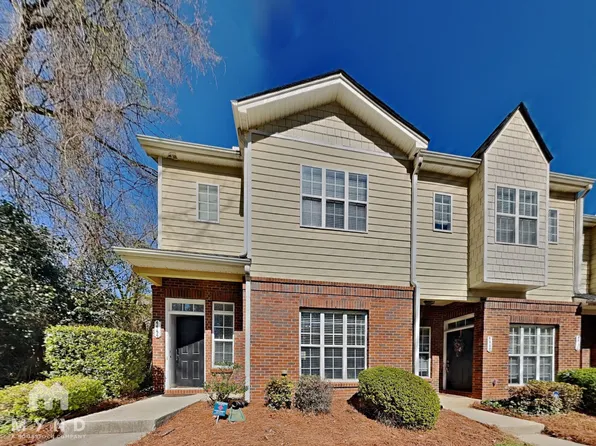 4444 Yoruk Forest Ln, Charlotte, NC 28211