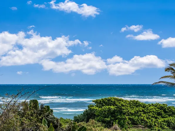 658 Waiehu Beach Rd, Wailuku, HI 96793