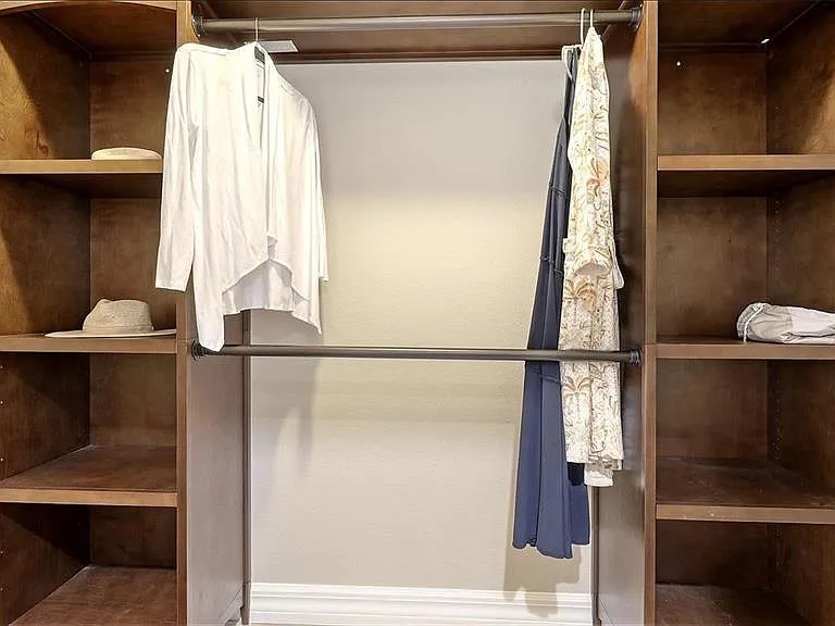 1921 Monte Carlo Dr #302 — Photo 19