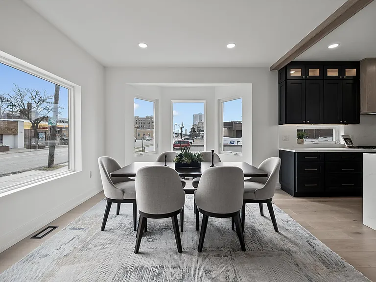 125 N Washington Ave — Photo 19