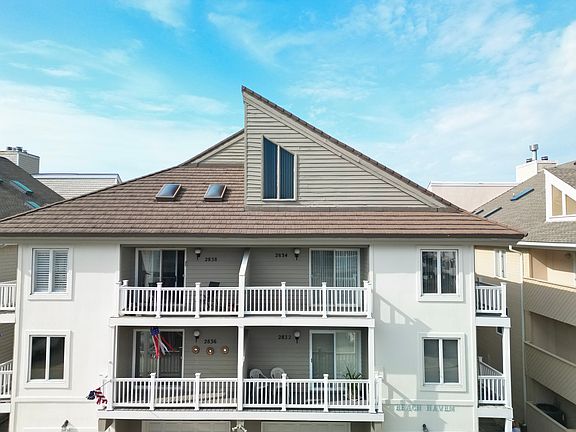 3rd image of 2834 Charlemagne Dr