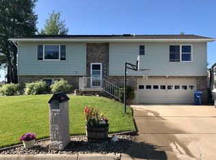 112 Turquoise Dr, Lewistown, MT 59457