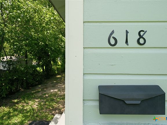2nd image of 618 E Ireland St