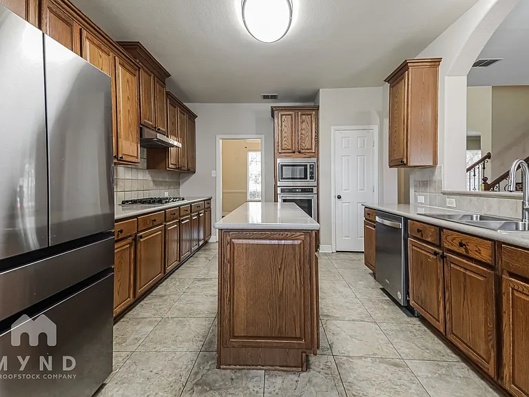 4624 Dalrock Dr — Photo 16