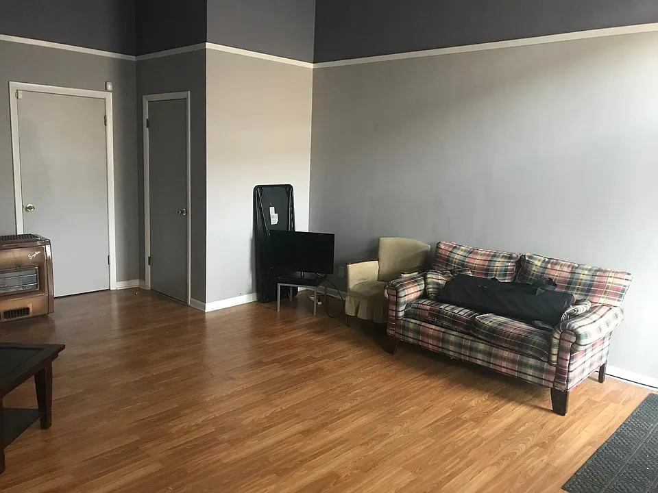 Living Room Photo #2