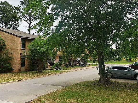 4th image of 324 Webb St #4684