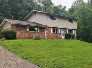 600 Avon Pl, Saint Charles, MO 63303