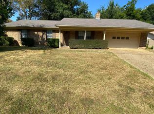 803 Peggy Dr, Whitehouse, TX 75791