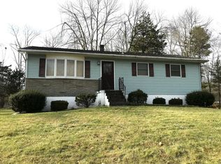 21 Robert Ln, Wappingers Falls, NY 12590