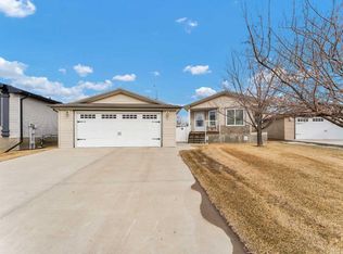 59 Timothy Way SE, Medicine Hat, AB T1B0M7
