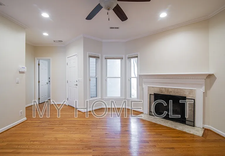 807 Greenleaf Ave #1 — Photo 8