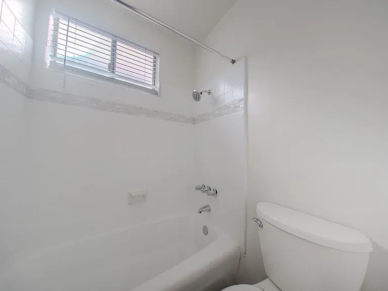 359 Obispo Ave. — Photo 7