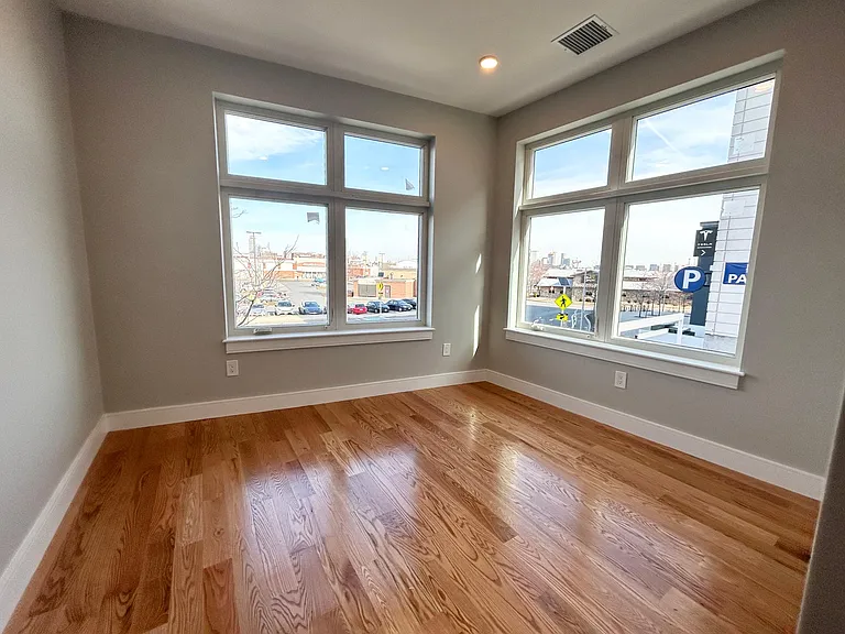 16 Baker Ct #3 — Photo 3
