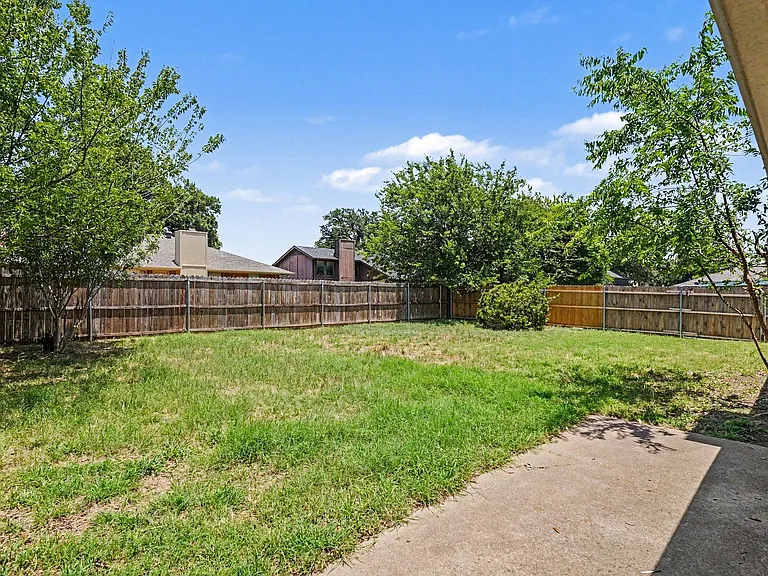 2608 Green Ridge St — Photo 24