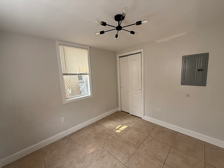 213 Sumner Ave #5 — Photo 7