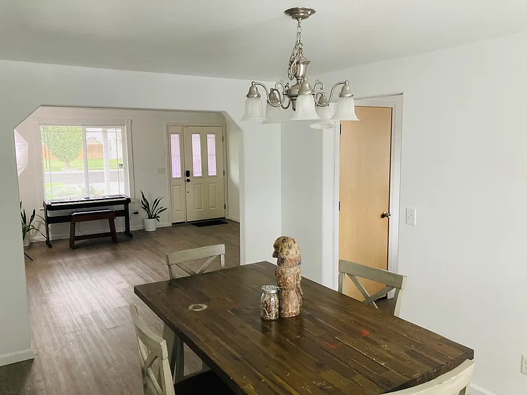 2020 Perch Ave — Photo 8