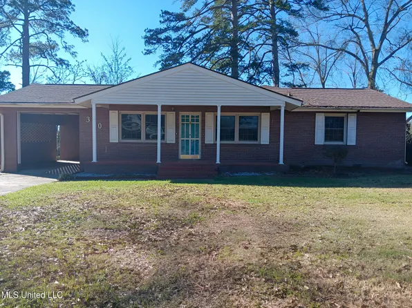 300 Wilson Dr, McComb, MS 39648