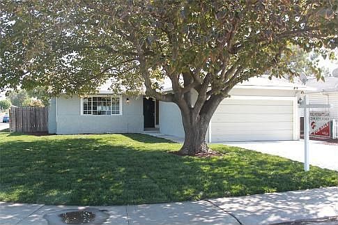 2nd image of 3074 Dovenshire Dr
