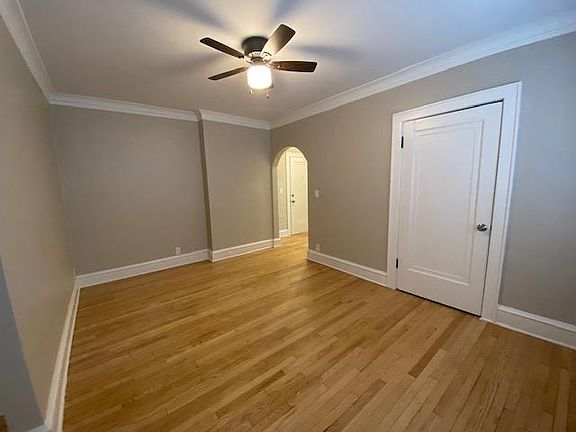 5th image of 3532 N Oakland Ave #7