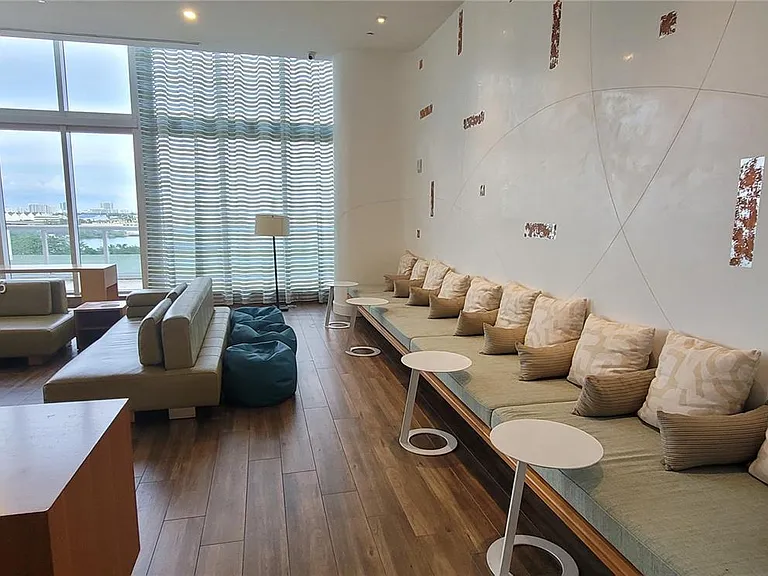 50 Biscayne Blvd #5202 — Photo 27