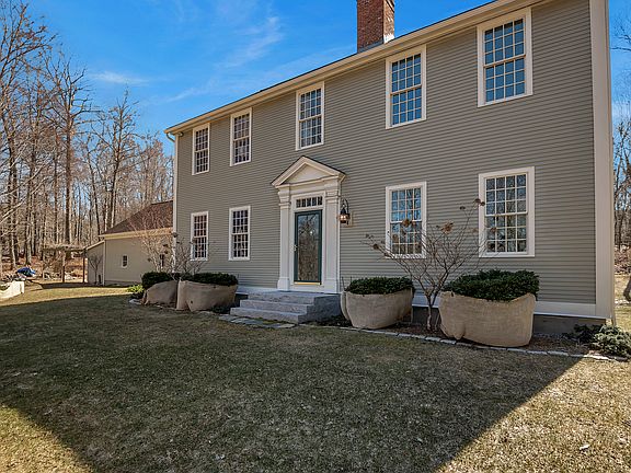 39 Sterling Hill Road