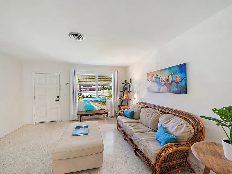 708 Shore Rd #A — Photo 16