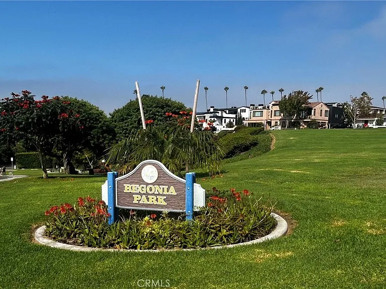 602 Begonia Ave — Photo 11