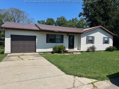 105 Rolling Acres Rd, Winfield, WV, 25213